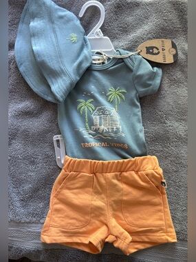 NWT Rabbit +Bear Onesie, Shorts and Hat Set